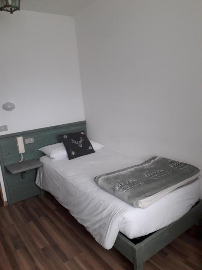 Casa Salvaterra Affittacamere Pinzolo Luaran gambar
